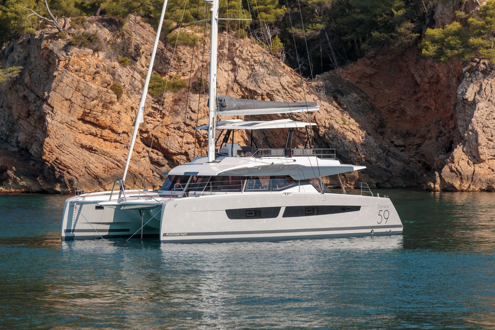 ALMA Yacht Charter Details, Fountaine Pajot CHARTERWORLD Luxury